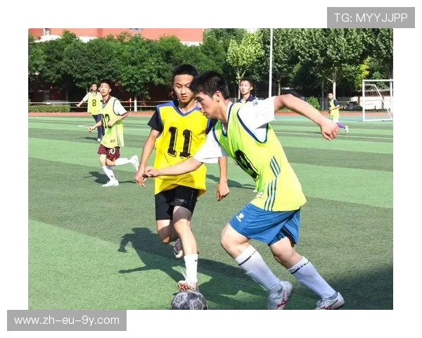 以足球小孩球员名字为线索探寻少年绿茵梦想与成长故事 以足球小孩球员名字为线索探寻少年绿茵梦想与成长故事